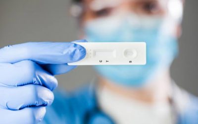 La Clínica El Carmen cuenta con todo tipo de test para detectar la COVID-19 y otras patologías, así como una amplia cartera de análisis clínicos a través de Unilabs